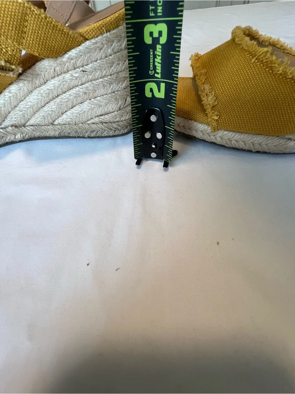 Lucky Brand Mustard Yellow Canvas Mindra Espadrille Wedge Sandals Sz 8